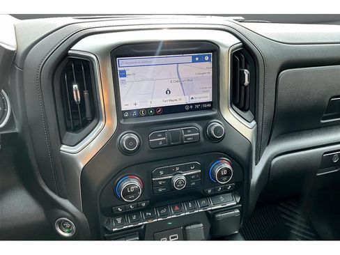 Used 2021 Chevrolet Silverado 2500 LTZ w/ LTZ Plus Package AWD/4WD image 9
