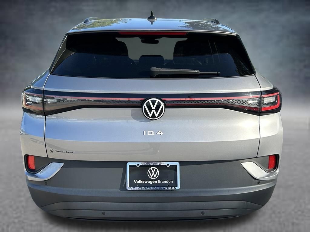 Used 2023 Volkswagen ID.4 2WD image 5