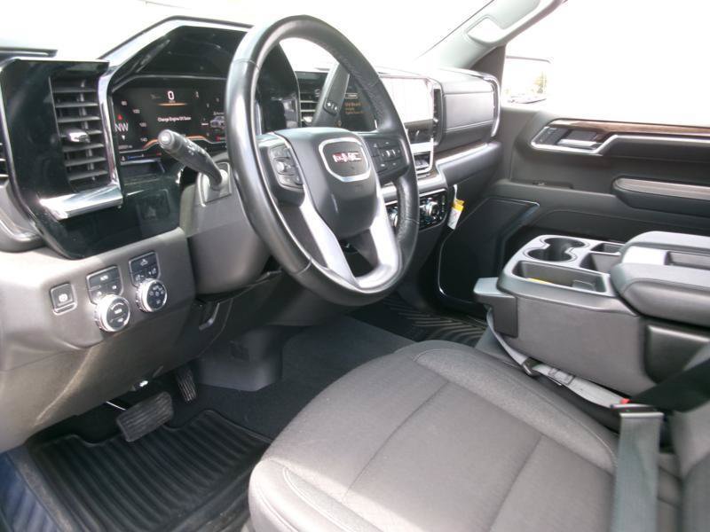 Used 2025 GMC Sierra 1500 Elevation AWD/4WD image 12