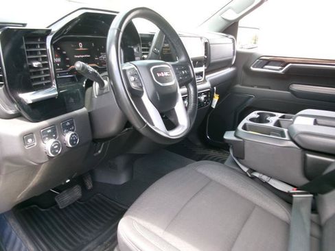 Used 2025 GMC Sierra 1500 Elevation AWD/4WD image 12