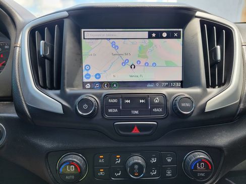 Used 2018 GMC Terrain SLT w/ Preferred Package FWD image 20