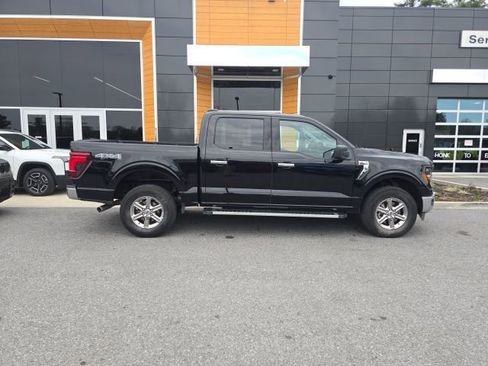 Used 2025 Ford F150 XLT w/ Equipment Group 301A Standard AWD/4WD image 7