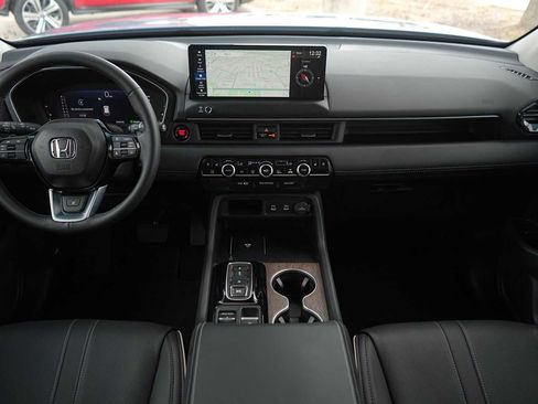 Used 2026 Honda Pilot Elite image 10