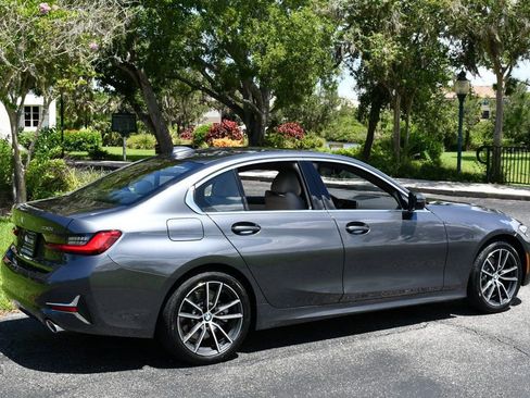 Used 2020 BMW 330i Sedan w/ Premium Package image 29