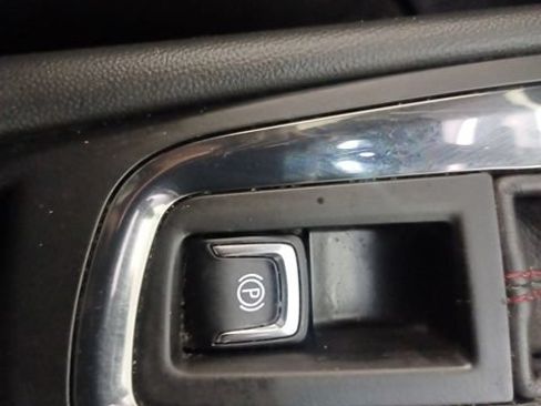 Used 2024 Chevrolet Equinox RS w/ LPO, Floor Liner Package FWD image 29
