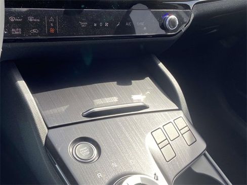 New 2026 Kia Sportage LX image 18