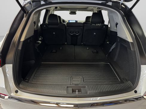 Certified 2026 Acura MDX FWD w/ Technology Package image 41