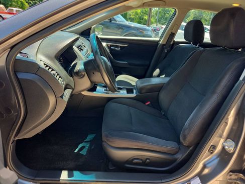 Used 2014 Nissan Altima 2.5 SV FWD image 14