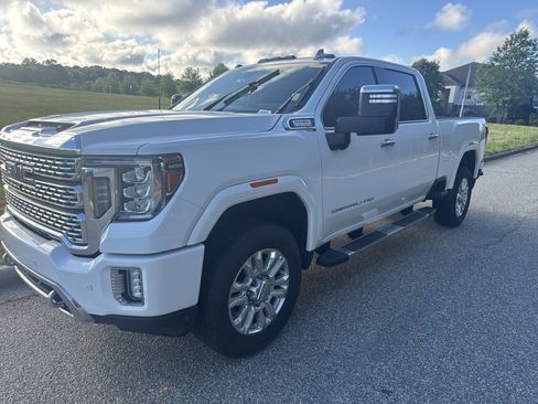 Used 2020 GMC Sierra 2500 Denali w/ Denali Ultimate Package AWD/4WD image 5