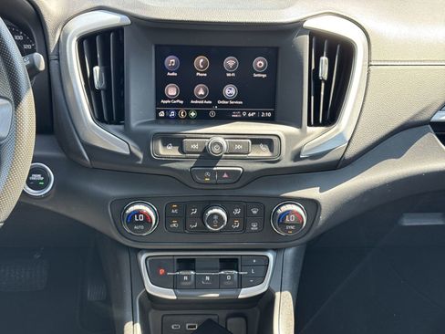 Certified 2024 GMC Terrain SLE w/ Driver Convenience Package image 29