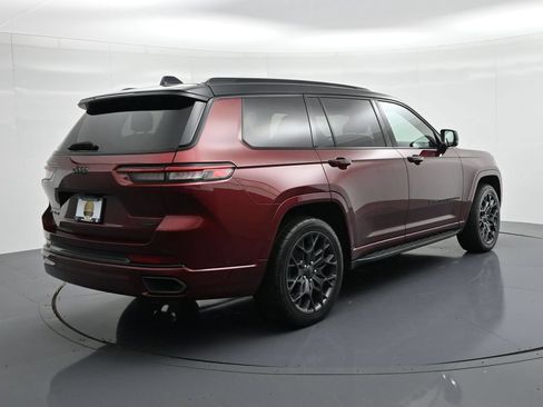 Used 2023 Jeep Grand Cherokee L Summit AWD/4WD image 6