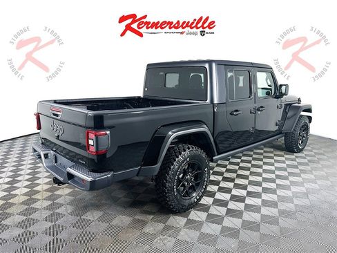 New 2025 Jeep Gladiator Willys image 7