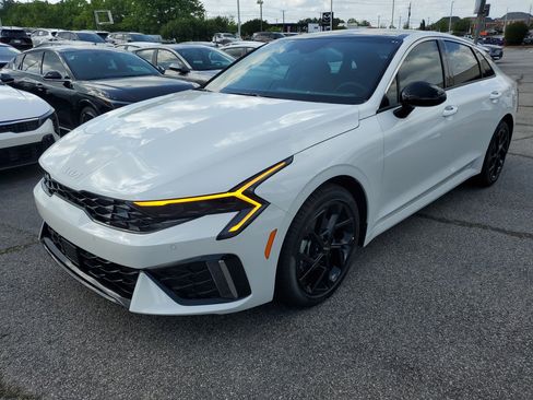 New 2026 Kia K5 GT-Line FWD image 3