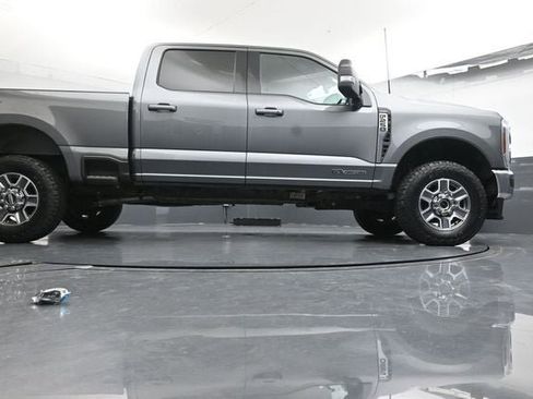 Used 2024 Ford F250 Lariat image 35