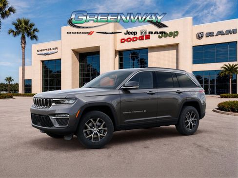 New 2025 Jeep Grand Cherokee Limited RWD image 2