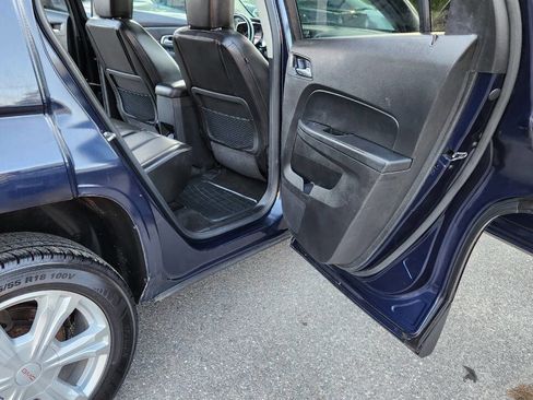 Used 2017 GMC Terrain SLT w/ Open Road Package image 40