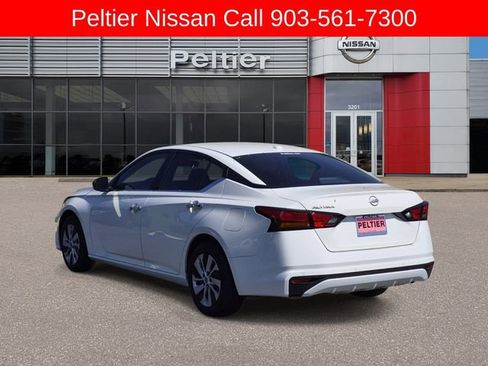 Used 2025 Nissan Altima 2.5 S FWD image 4