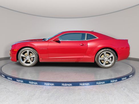 Used 2010 Chevrolet Camaro SS w/ RS Package image 4