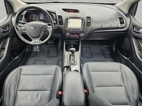 Used 2016 Kia Forte Koup EX w/ EX Premium Package image 2