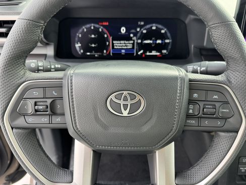 New 2026 Toyota Tacoma TRD Off-Road AWD/4WD image 21