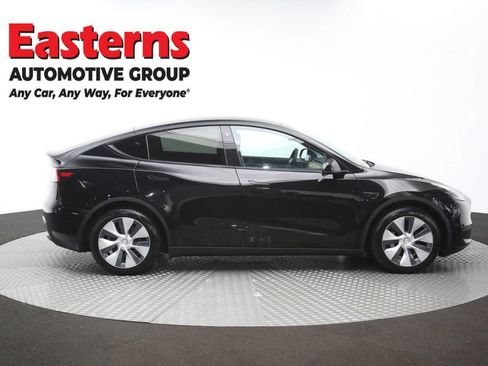 Used 2021 Tesla Model Y Long Range AWD/4WD image 39