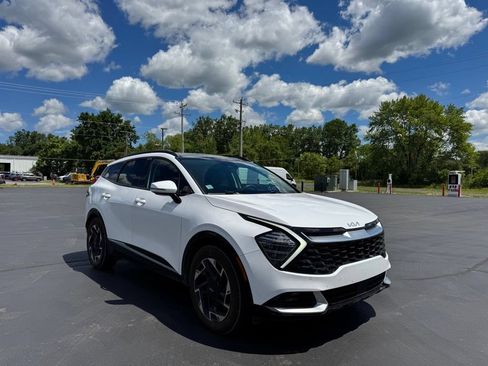 Used 2023 Kia Sportage SX FWD image 3