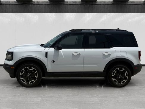 Used 2021 Ford Bronco Sport Outer Banks AWD/4WD image 2