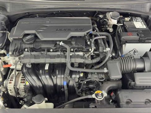 Used 2022 Hyundai Elantra SEL w/ Convenience Package FWD image 36