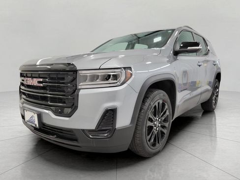 Used 2023 GMC Acadia SLE w/ Driver Convenience Package image 13