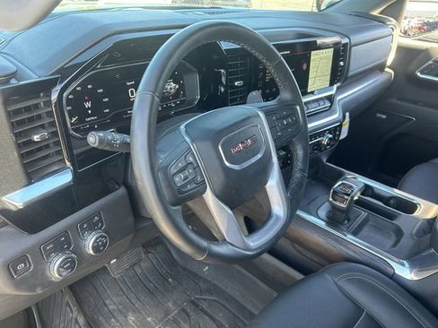 Used 2025 GMC Sierra 1500 SLT w/ SLT Premium Plus Package AWD/4WD image 20