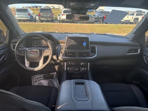 Used 2024 GMC Yukon XL SLE w/ Max Trailering Package image 16