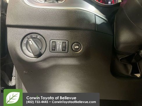 Used 2021 Dodge Charger SXT w/ Leather Interior Group image 20