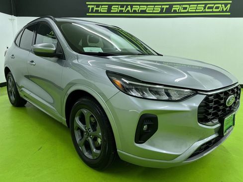 Used 2024 Ford Escape ST-Line Select w/ Tech Pack #1 AWD/4WD image 2