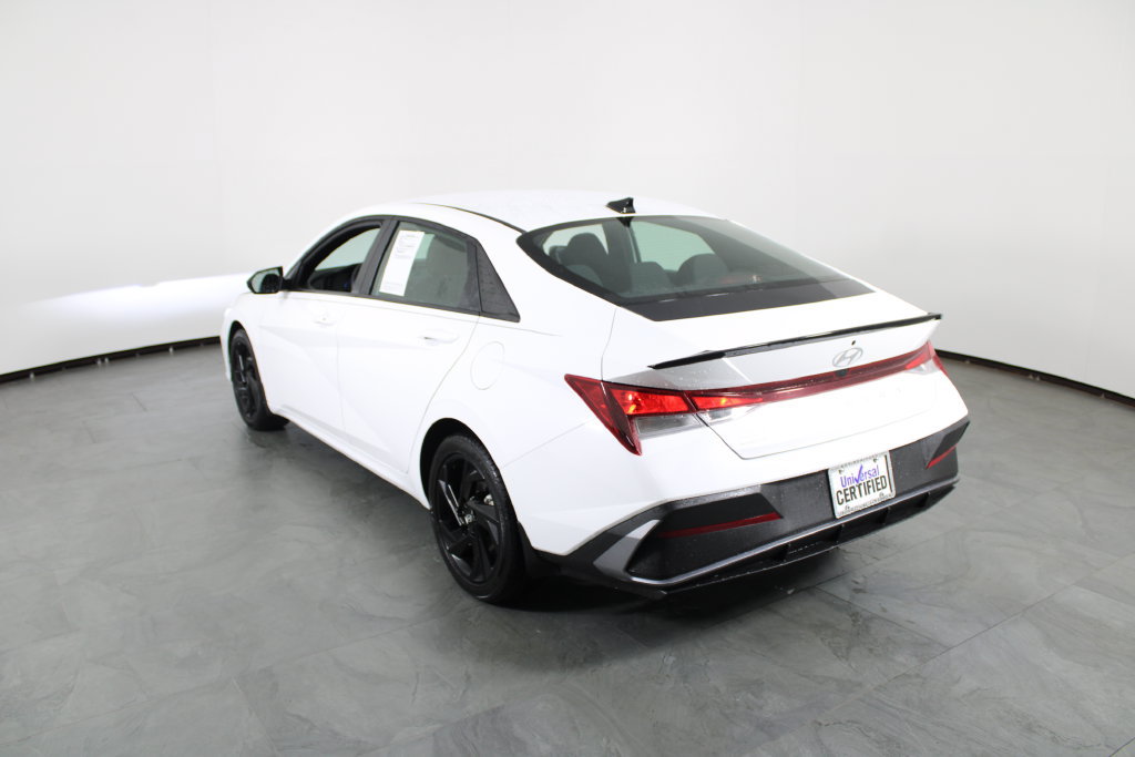 Certified 2026 Hyundai Elantra Sport FWD image 16