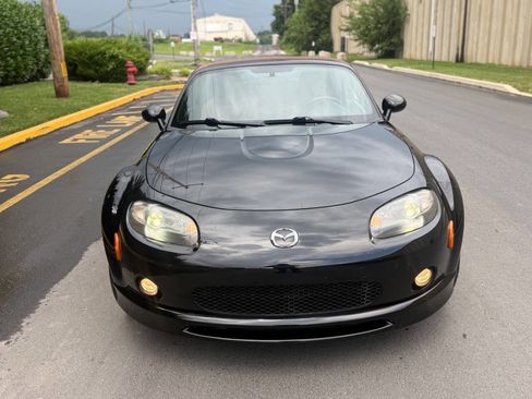 Used 2006 MAZDA MX-5 Miata Grand Touring image 8