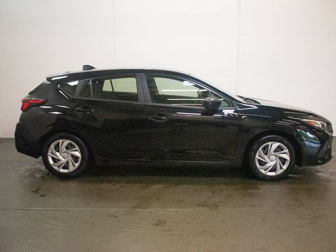 Used 2024 Subaru Impreza 2.0i AWD/4WD image 3
