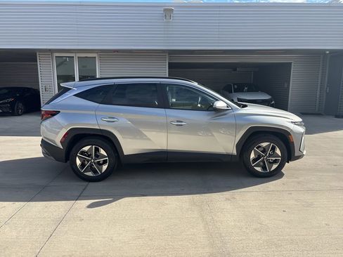 Used 2025 Hyundai Tucson SEL image 4