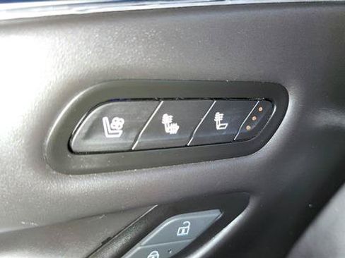 Used 2023 Cadillac Escalade V AWD/4WD image 20