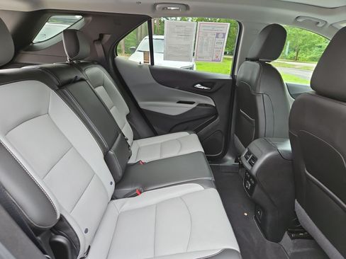Used 2019 Chevrolet Equinox Premier FWD image 17