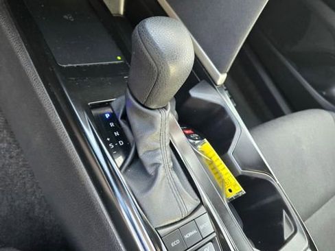 Used 2025 Toyota Camry LE FWD image 16