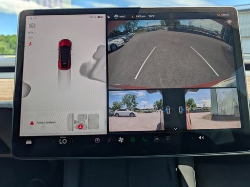 Used 2023 Tesla Model Y Performance AWD/4WD image 28