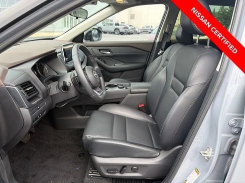 Certified 2023 Nissan Rogue SV w/ SV Premium B Package AWD/4WD image 11