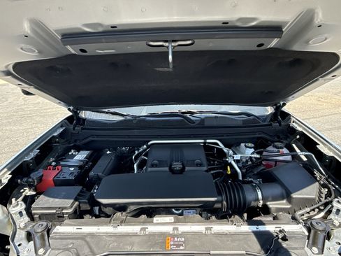 New 2025 GMC Canyon AT4 w/ Nightfall Edition image 52