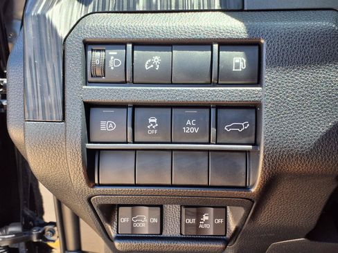 Certified 2026 Toyota 4Runner Platinum AWD/4WD image 16