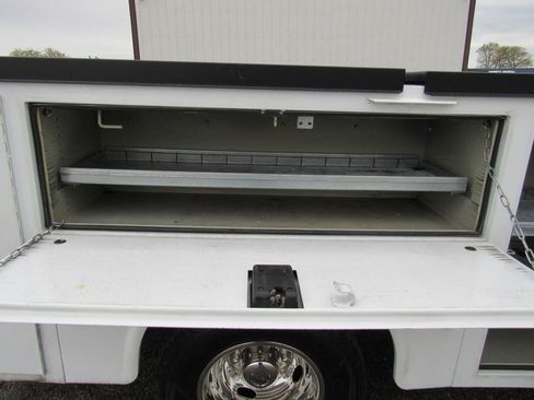 Used 2020 Ford F350 XL w/ Power Equipment Group RWD image 18