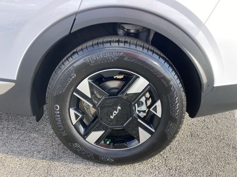 Used 2026 Kia Sportage LX w/ LX Convenience Package image 19