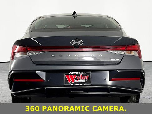 Used 2024 Hyundai Elantra Limited FWD image 5