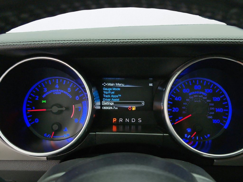 Used 2018 Ford Mustang Premium RWD image 12