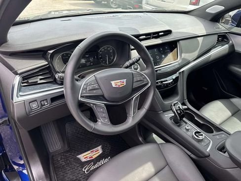 Used 2024 Cadillac XT5 Premium Luxury AWD/4WD image 18