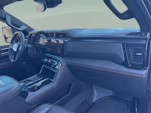 Used 2024 GMC Sierra 2500 AT4 w/ AT4 Premium Plus Package image 26